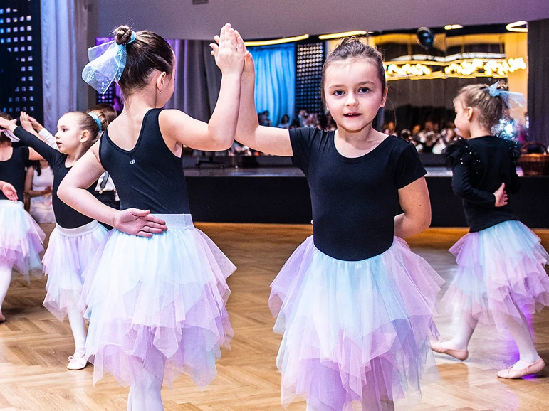 Z lekcí tanečních kurzů